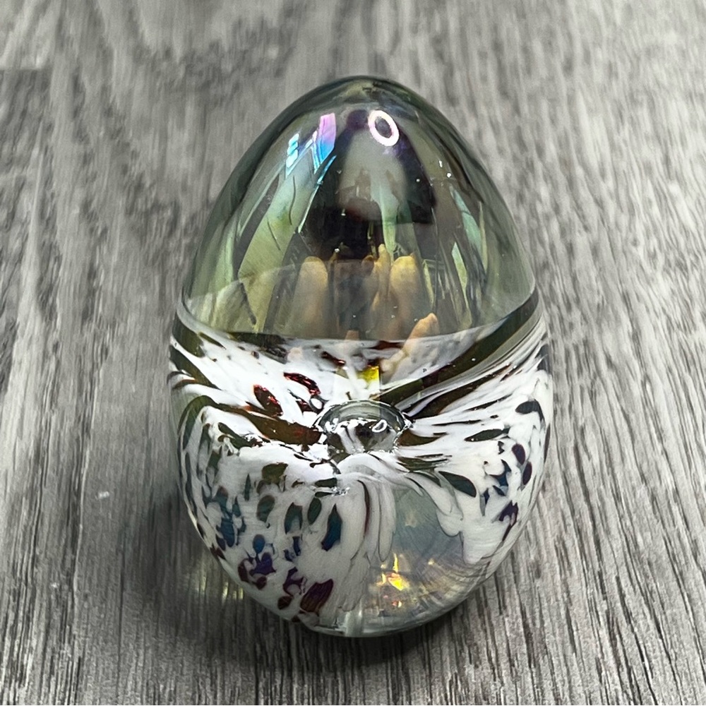 Vtg 1989 Mount St. Helens Ash Glass Egg Paperweight Signed MSH Purple White